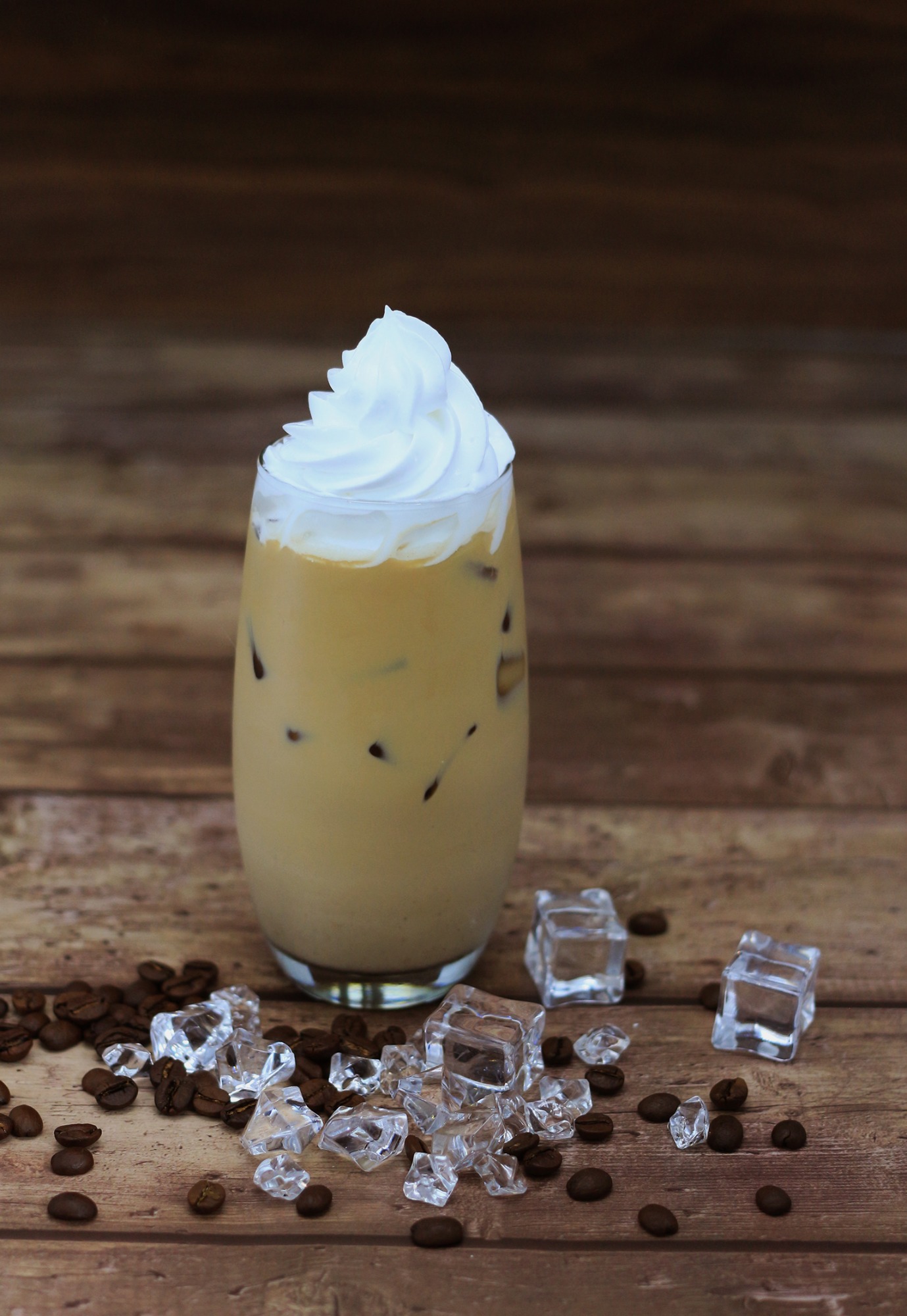 冰白巧克力拿鐵