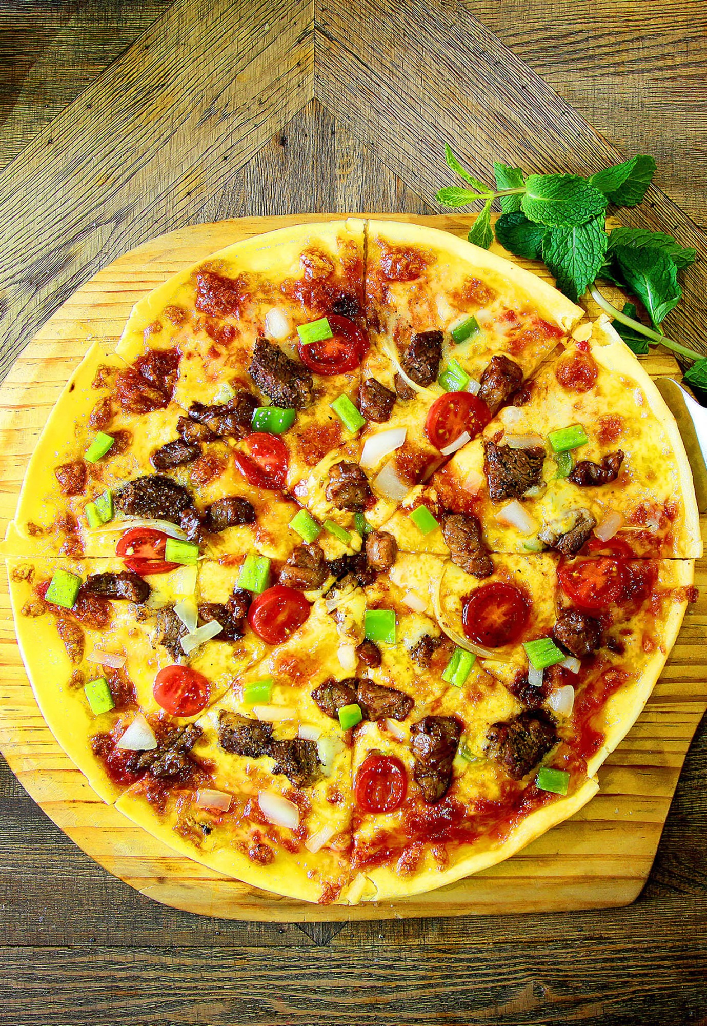 黑椒牛肉粒披薩