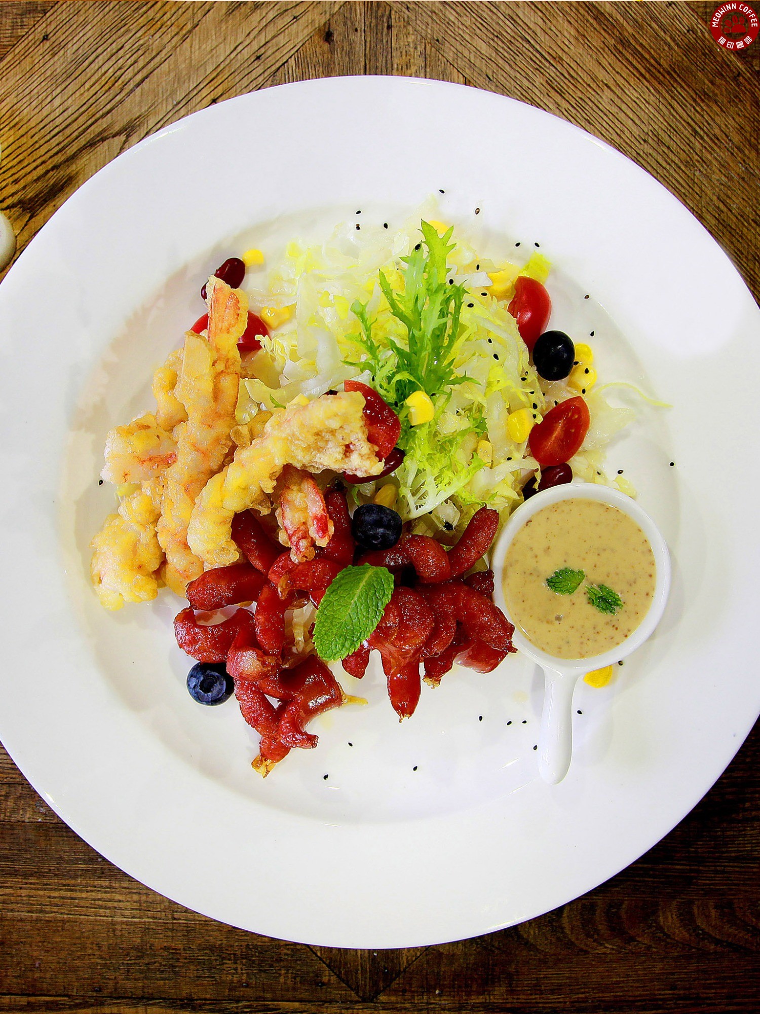 章魚香腸配天婦羅蝦