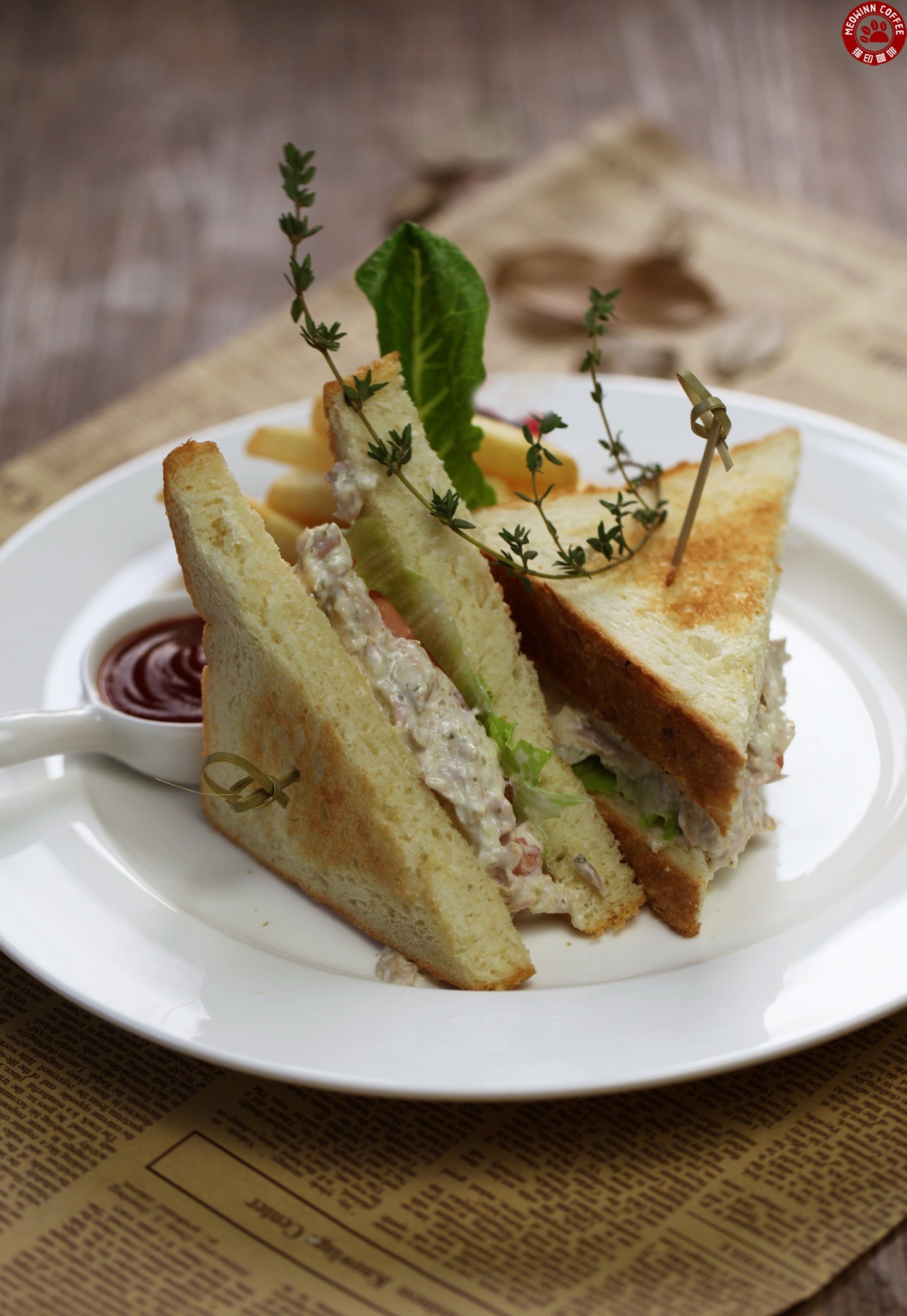 金槍魚(yú)三明治